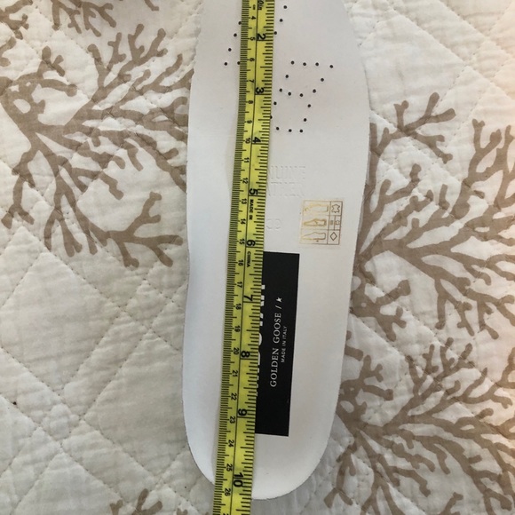 SOLD - Golden Goose shearling midstars - Picture 9 of 10